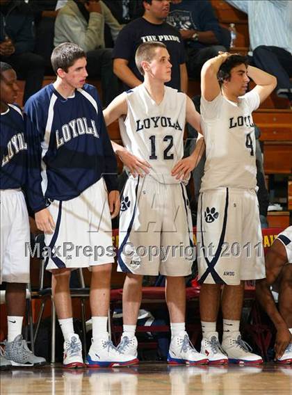 Thumbnail 3 in Etiwanda vs. Loyola (Fairfax State Preview Classic) photogallery.