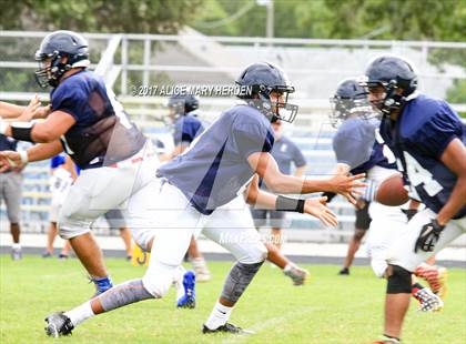 Thumbnail 2 in Springstead vs Fivay (Scrimmage)  photogallery.