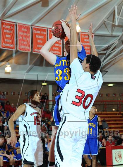 Thumbnail 2 in Wichita Heights vs. Hutchinson (McPherson Invitational) photogallery.