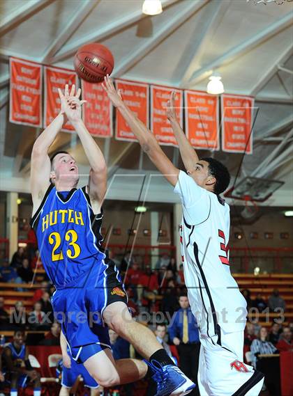 Thumbnail 2 in Wichita Heights vs. Hutchinson (McPherson Invitational) photogallery.