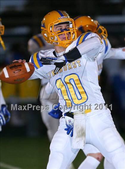 Thumbnail 2 in Rutherford vs. Lyndhurst (NJSIAA North 2 Group 1 Playoffs) photogallery.