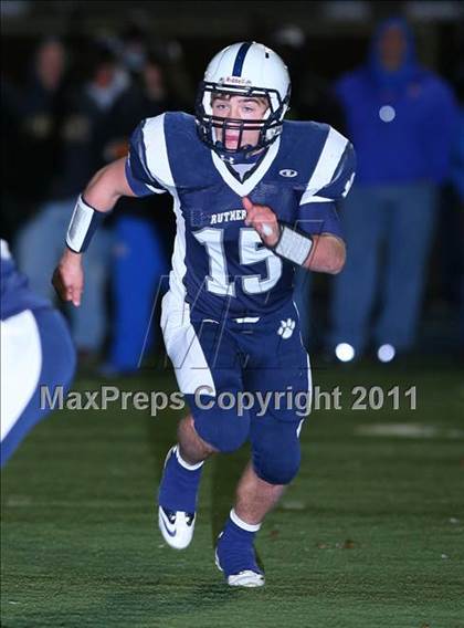 Thumbnail 2 in Rutherford vs. Lyndhurst (NJSIAA North 2 Group 1 Playoffs) photogallery.