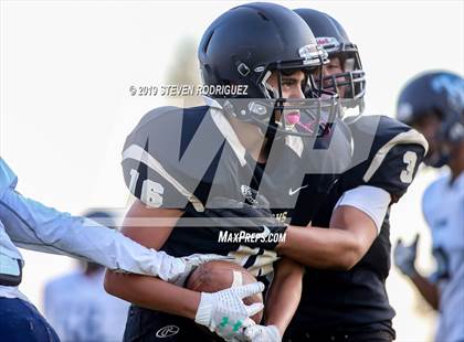 Thumbnail 2 in Downey @ Enochs photogallery.