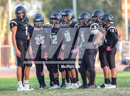 Thumbnail 2 in Downey @ Enochs photogallery.