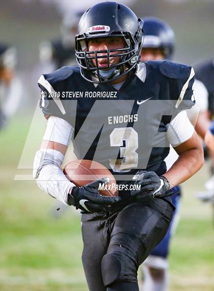 Thumbnail 3 in Downey @ Enochs photogallery.