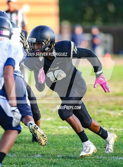 Thumbnail 2 in Downey @ Enochs photogallery.