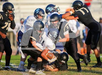 Thumbnail 2 in Downey @ Enochs photogallery.