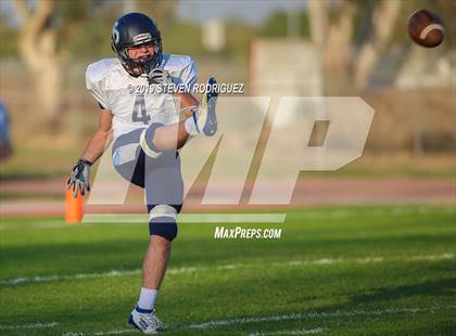 Thumbnail 2 in Downey @ Enochs photogallery.