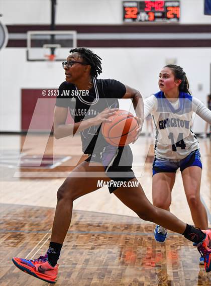 Thumbnail 3 in College Station vs Georgetown (UIL 5A Reg III Area Playoff) photogallery.