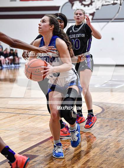 Thumbnail 3 in College Station vs Georgetown (UIL 5A Reg III Area Playoff) photogallery.