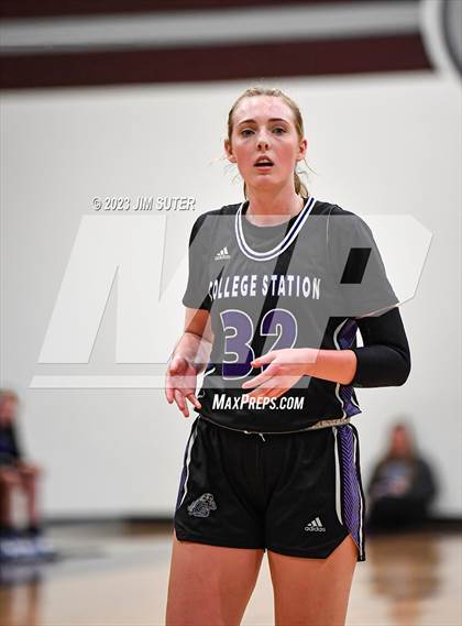 Thumbnail 2 in College Station vs Georgetown (UIL 5A Reg III Area Playoff) photogallery.