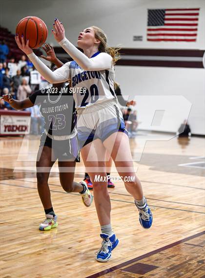 Thumbnail 1 in College Station vs Georgetown (UIL 5A Reg III Area Playoff) photogallery.