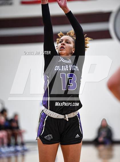 Thumbnail 3 in College Station vs Georgetown (UIL 5A Reg III Area Playoff) photogallery.
