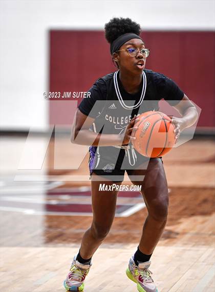Thumbnail 3 in College Station vs Georgetown (UIL 5A Reg III Area Playoff) photogallery.