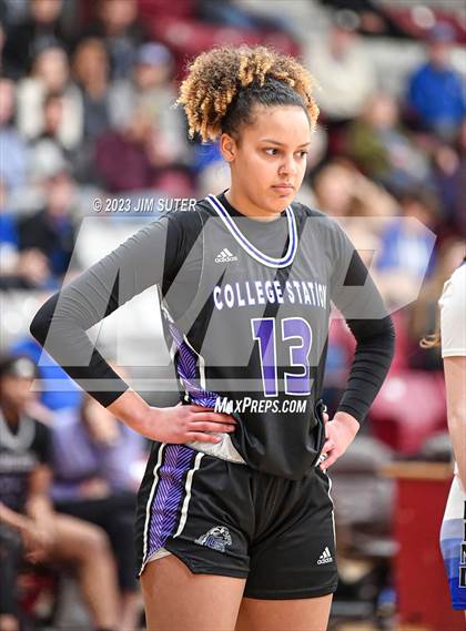 Thumbnail 1 in College Station vs Georgetown (UIL 5A Reg III Area Playoff) photogallery.