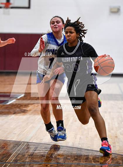 Thumbnail 3 in College Station vs Georgetown (UIL 5A Reg III Area Playoff) photogallery.
