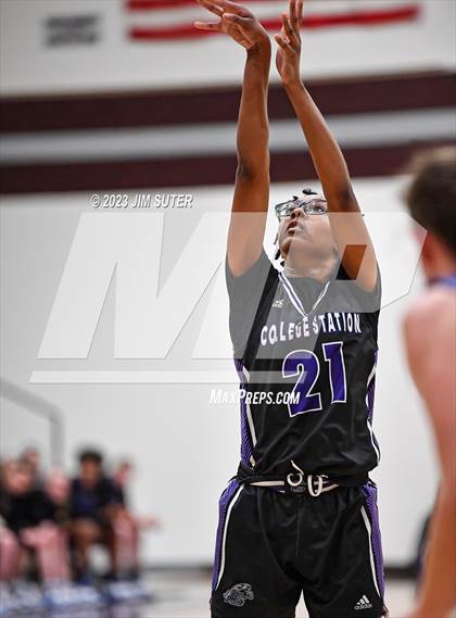 Thumbnail 2 in College Station vs Georgetown (UIL 5A Reg III Area Playoff) photogallery.