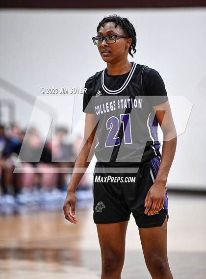 Thumbnail 3 in College Station vs Georgetown (UIL 5A Reg III Area Playoff) photogallery.
