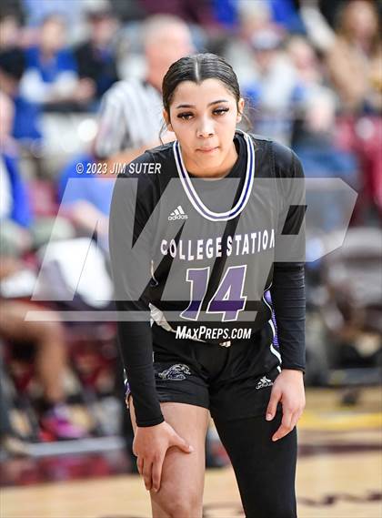 Thumbnail 2 in College Station vs Georgetown (UIL 5A Reg III Area Playoff) photogallery.