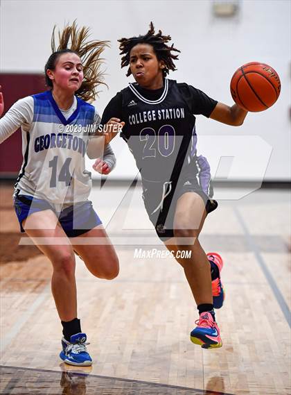 Thumbnail 2 in College Station vs Georgetown (UIL 5A Reg III Area Playoff) photogallery.