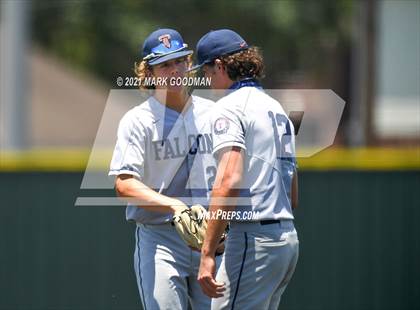 Thumbnail 2 in Tompkins vs Strake Jesuit (UIL 6A Regional Semifinal Playoff -Game 3) photogallery.