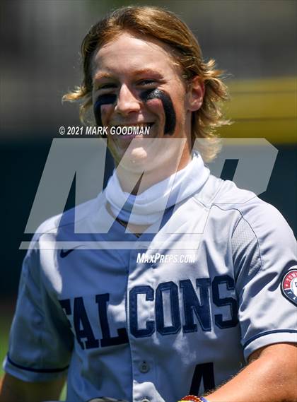 Thumbnail 1 in Tompkins vs Strake Jesuit (UIL 6A Regional Semifinal Playoff -Game 3) photogallery.