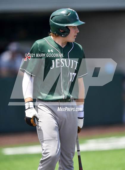 Thumbnail 2 in Tompkins vs Strake Jesuit (UIL 6A Regional Semifinal Playoff -Game 3) photogallery.