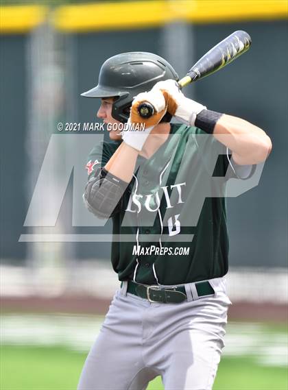 Thumbnail 1 in Tompkins vs Strake Jesuit (UIL 6A Regional Semifinal Playoff -Game 3) photogallery.
