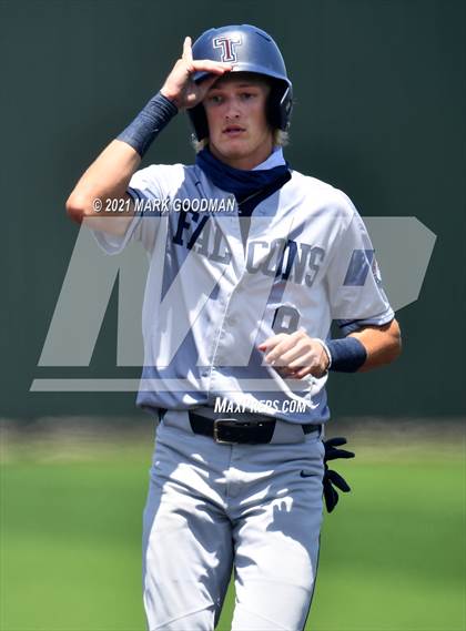 Thumbnail 2 in Tompkins vs Strake Jesuit (UIL 6A Regional Semifinal Playoff -Game 3) photogallery.