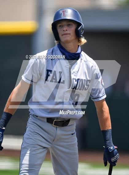 Thumbnail 2 in Tompkins vs Strake Jesuit (UIL 6A Regional Semifinal Playoff -Game 3) photogallery.