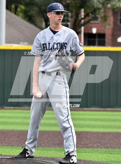 Thumbnail 1 in Tompkins vs Strake Jesuit (UIL 6A Regional Semifinal Playoff -Game 3) photogallery.