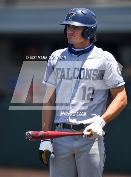 Thumbnail 3 in Tompkins vs Strake Jesuit (UIL 6A Regional Semifinal Playoff -Game 3) photogallery.