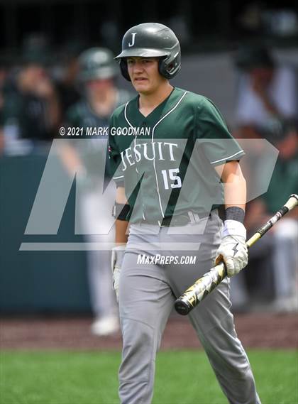 Thumbnail 3 in Tompkins vs Strake Jesuit (UIL 6A Regional Semifinal Playoff -Game 3) photogallery.