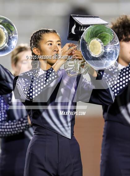 Thumbnail 2 in Seguin @ Walnut Grove (UIL 5A D2 Football Bi-District) photogallery.