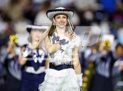 Thumbnail 1 in Seguin @ Walnut Grove (UIL 5A D2 Football Bi-District) photogallery.