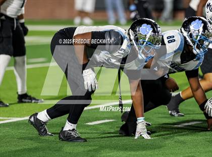 Thumbnail 2 in Seguin @ Walnut Grove (UIL 5A D2 Football Bi-District) photogallery.