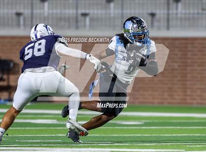 Thumbnail 3 in Seguin @ Walnut Grove (UIL 5A D2 Football Bi-District) photogallery.