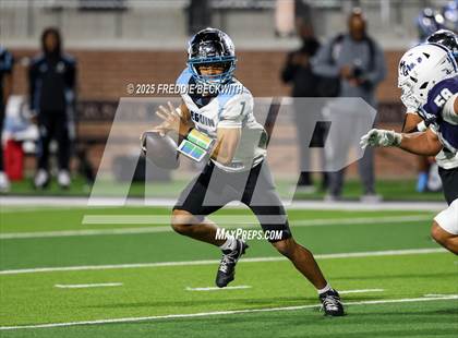 Thumbnail 1 in Seguin @ Walnut Grove (UIL 5A D2 Football Bi-District) photogallery.