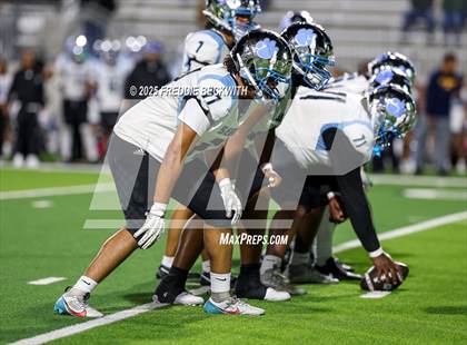 Thumbnail 3 in Seguin @ Walnut Grove (UIL 5A D2 Football Bi-District) photogallery.