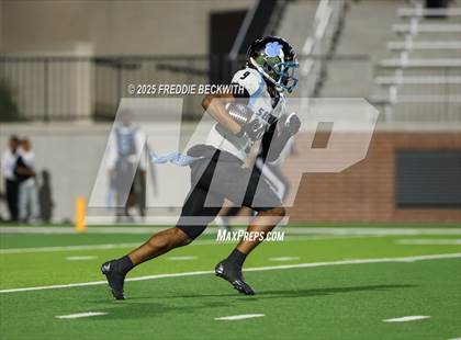 Thumbnail 1 in Seguin @ Walnut Grove (UIL 5A D2 Football Bi-District) photogallery.
