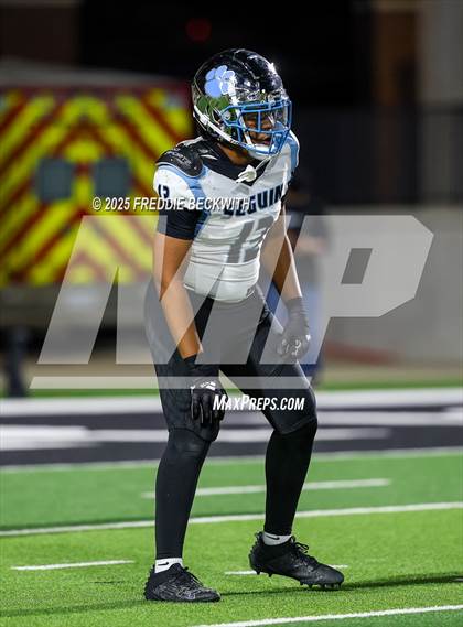 Thumbnail 3 in Seguin @ Walnut Grove (UIL 5A D2 Football Bi-District) photogallery.