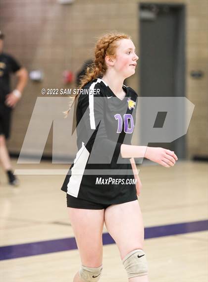 Thumbnail 2 in Escalon vs. Nevada Union (Stockton Classic) photogallery.