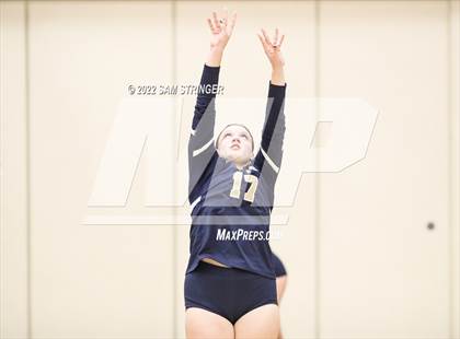 Thumbnail 1 in Escalon vs. Nevada Union (Stockton Classic) photogallery.