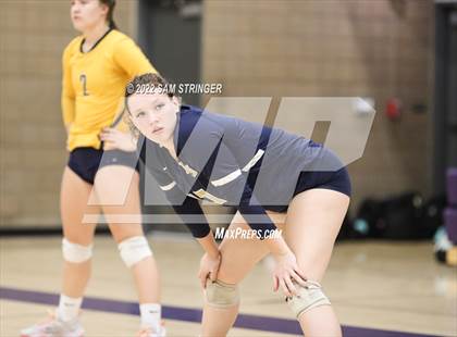 Thumbnail 1 in Escalon vs. Nevada Union (Stockton Classic) photogallery.
