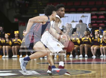 Thumbnail 2 in Mt. Vernon vs. Liverpool (NYSPHSAA Class AA Semifinal) photogallery.