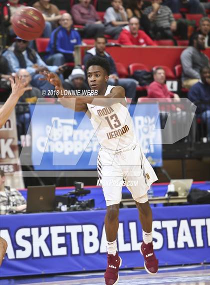 Thumbnail 3 in Mt. Vernon vs. Liverpool (NYSPHSAA Class AA Semifinal) photogallery.