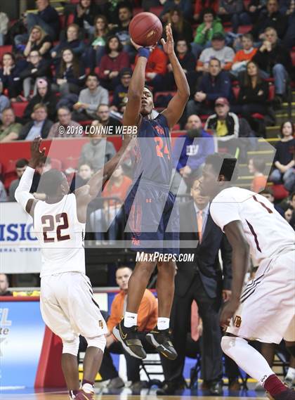 Thumbnail 2 in Mt. Vernon vs. Liverpool (NYSPHSAA Class AA Semifinal) photogallery.