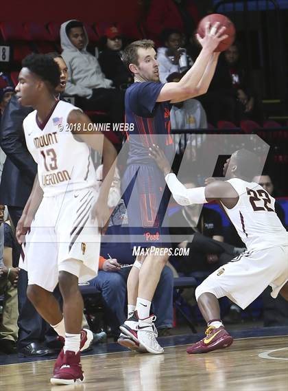 Thumbnail 1 in Mt. Vernon vs. Liverpool (NYSPHSAA Class AA Semifinal) photogallery.