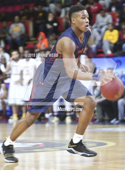 Thumbnail 3 in Mt. Vernon vs. Liverpool (NYSPHSAA Class AA Semifinal) photogallery.