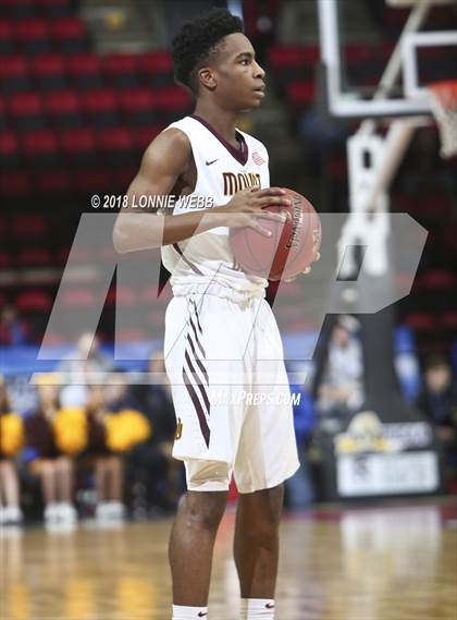 Thumbnail 2 in Mt. Vernon vs. Liverpool (NYSPHSAA Class AA Semifinal) photogallery.